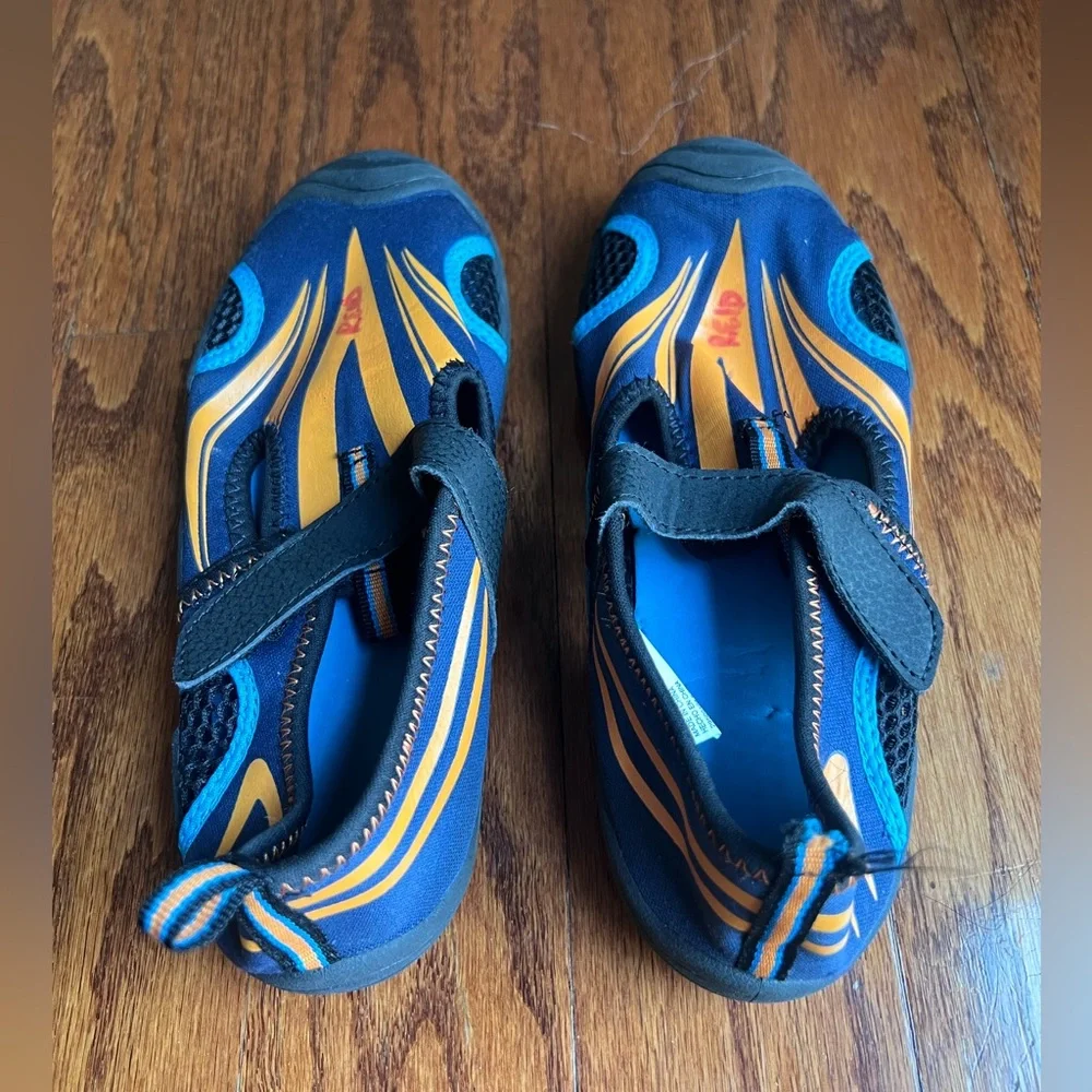 Kids Water Shoes with Blue and Yellow Stripe Design